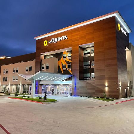 La Quinta Inn & Suites By Wyndham Dallas/Fairpark Zewnętrze zdjęcie