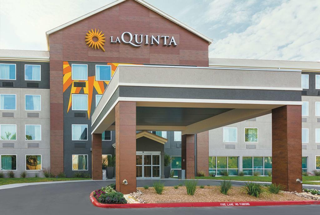 La Quinta Inn & Suites By Wyndham Dallas/Fairpark Zewnętrze zdjęcie