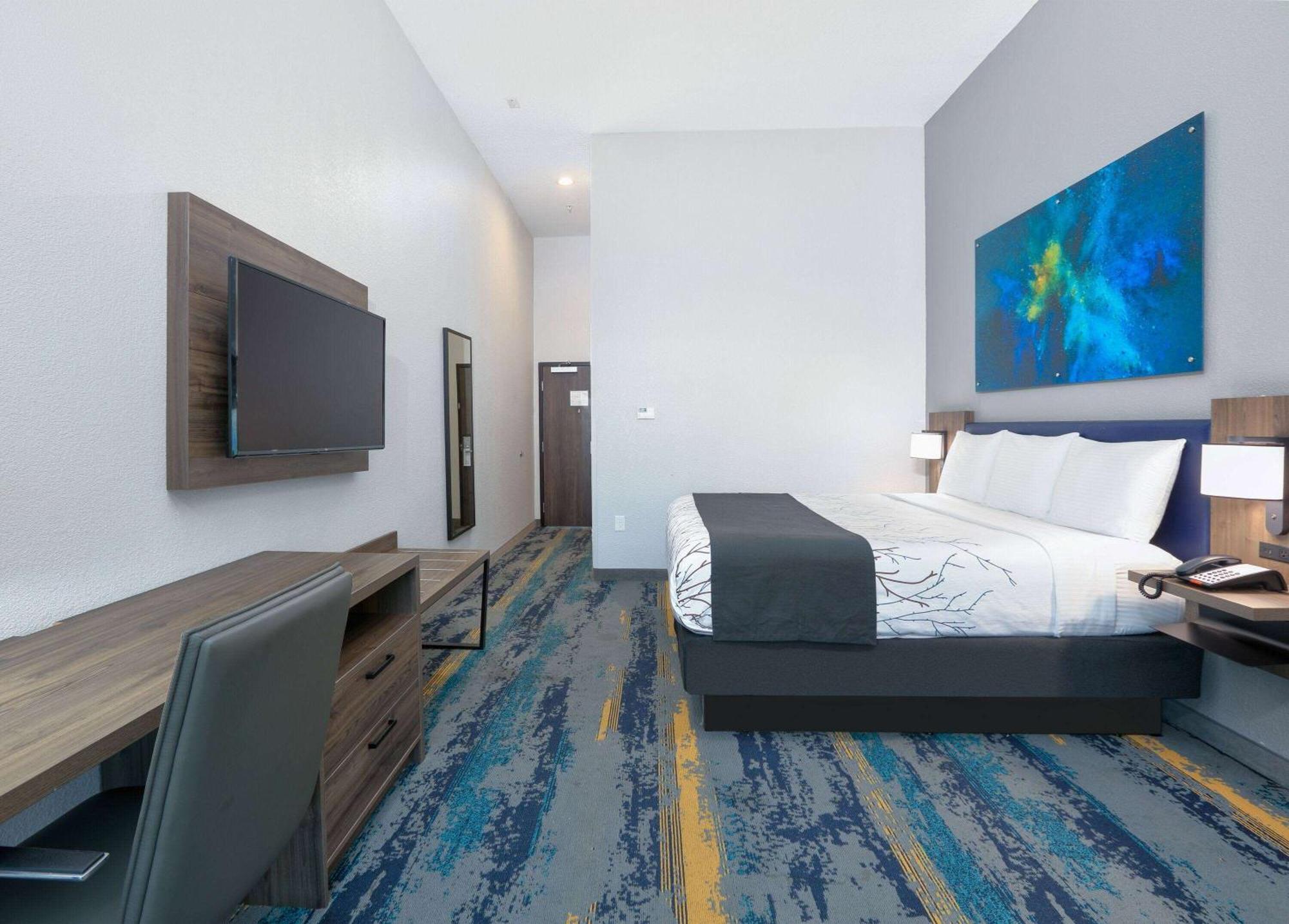 La Quinta Inn & Suites By Wyndham Dallas/Fairpark Zewnętrze zdjęcie