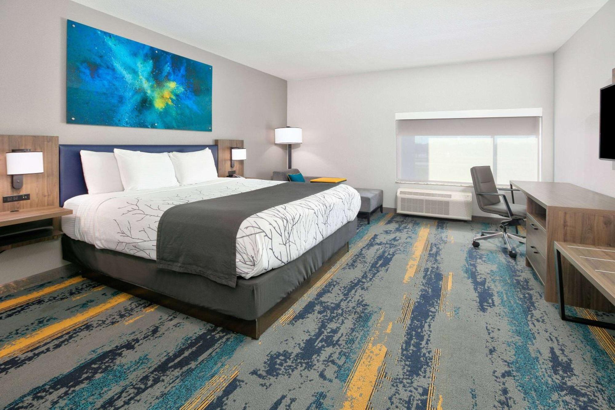La Quinta Inn & Suites By Wyndham Dallas/Fairpark Zewnętrze zdjęcie