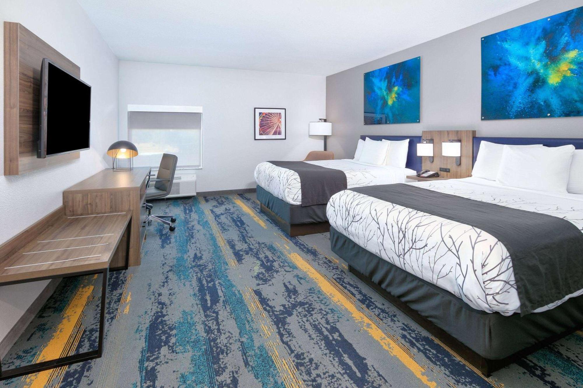 La Quinta Inn & Suites By Wyndham Dallas/Fairpark Zewnętrze zdjęcie