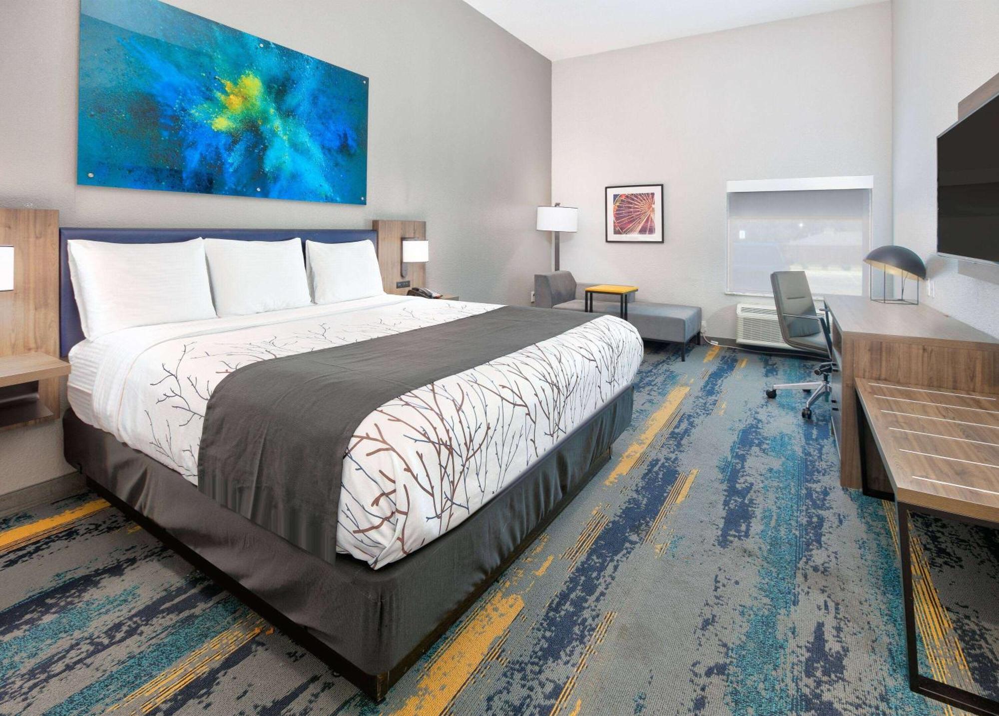 La Quinta Inn & Suites By Wyndham Dallas/Fairpark Zewnętrze zdjęcie